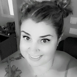 Meet your Posher, Stacy